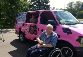 ice_cream_truck_4_0.png