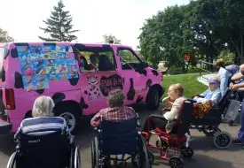 ice_cream_truck_7_0.png